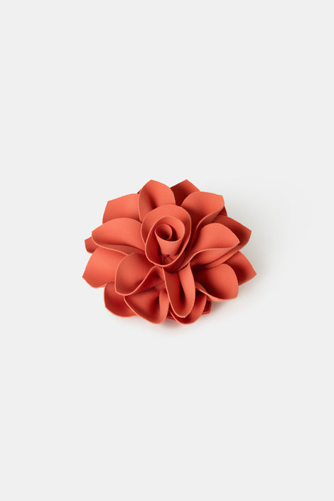 FLOWER BROOCH